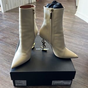 Yves Saint Laurent White Leather Ankle Boots with Gold Decal